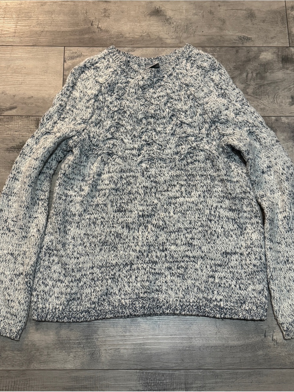 Wind River Women’s Marled Gray Cable Knit Sweater, Large